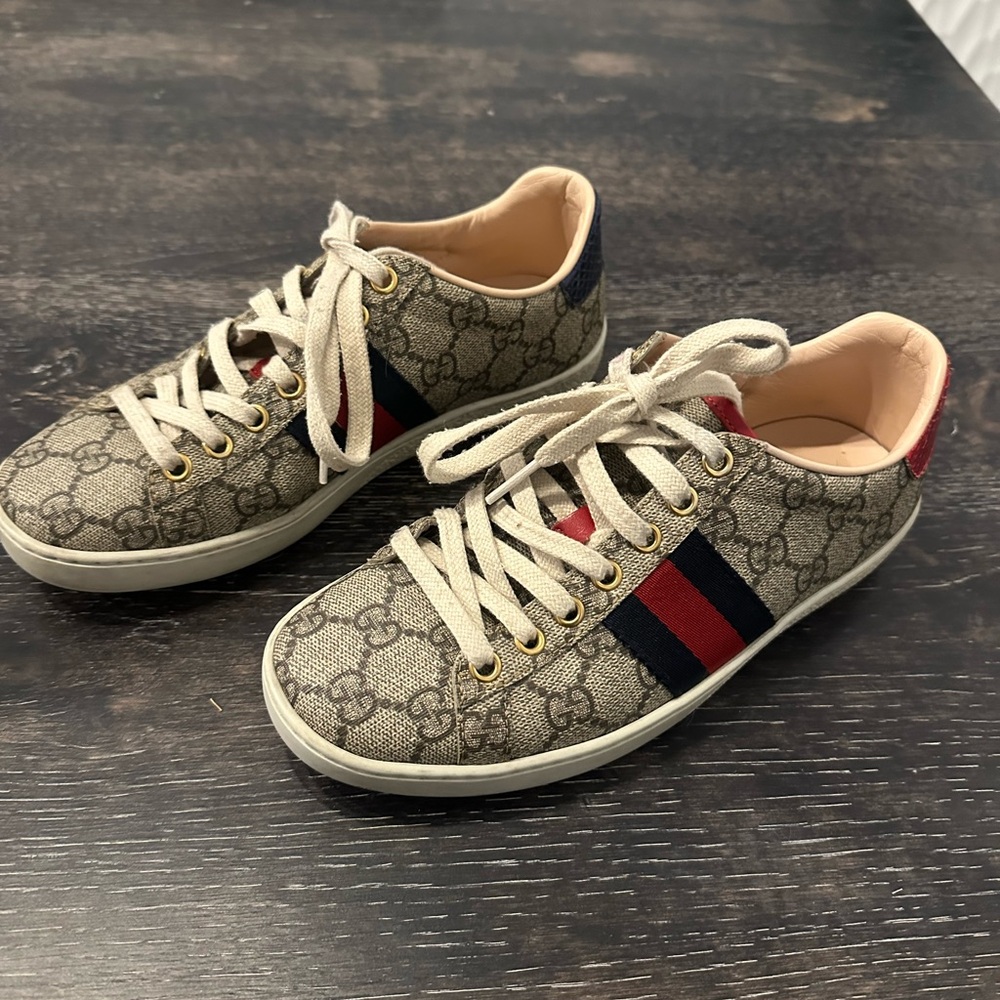 Used Authentic Gucci Ace sneakers